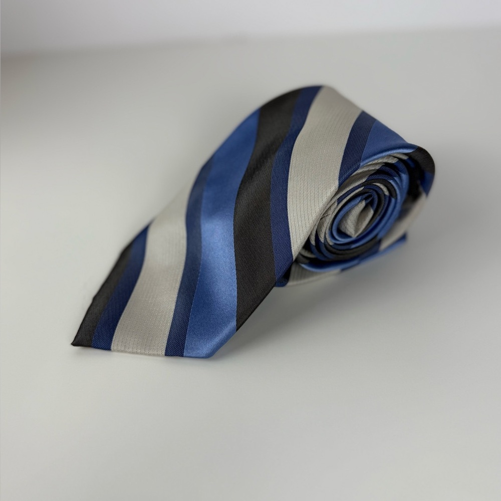 Perry Ellis Portfolio Silk Tie Blue Gray Black Striped 29x3.5